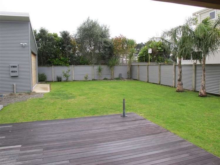 105 Ocean Close Matarangi_20