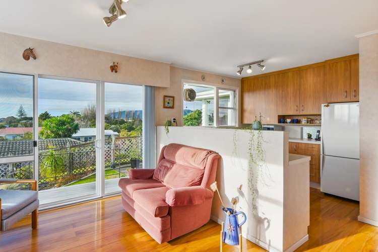 52 Kiwi Road Raumati Beach_12