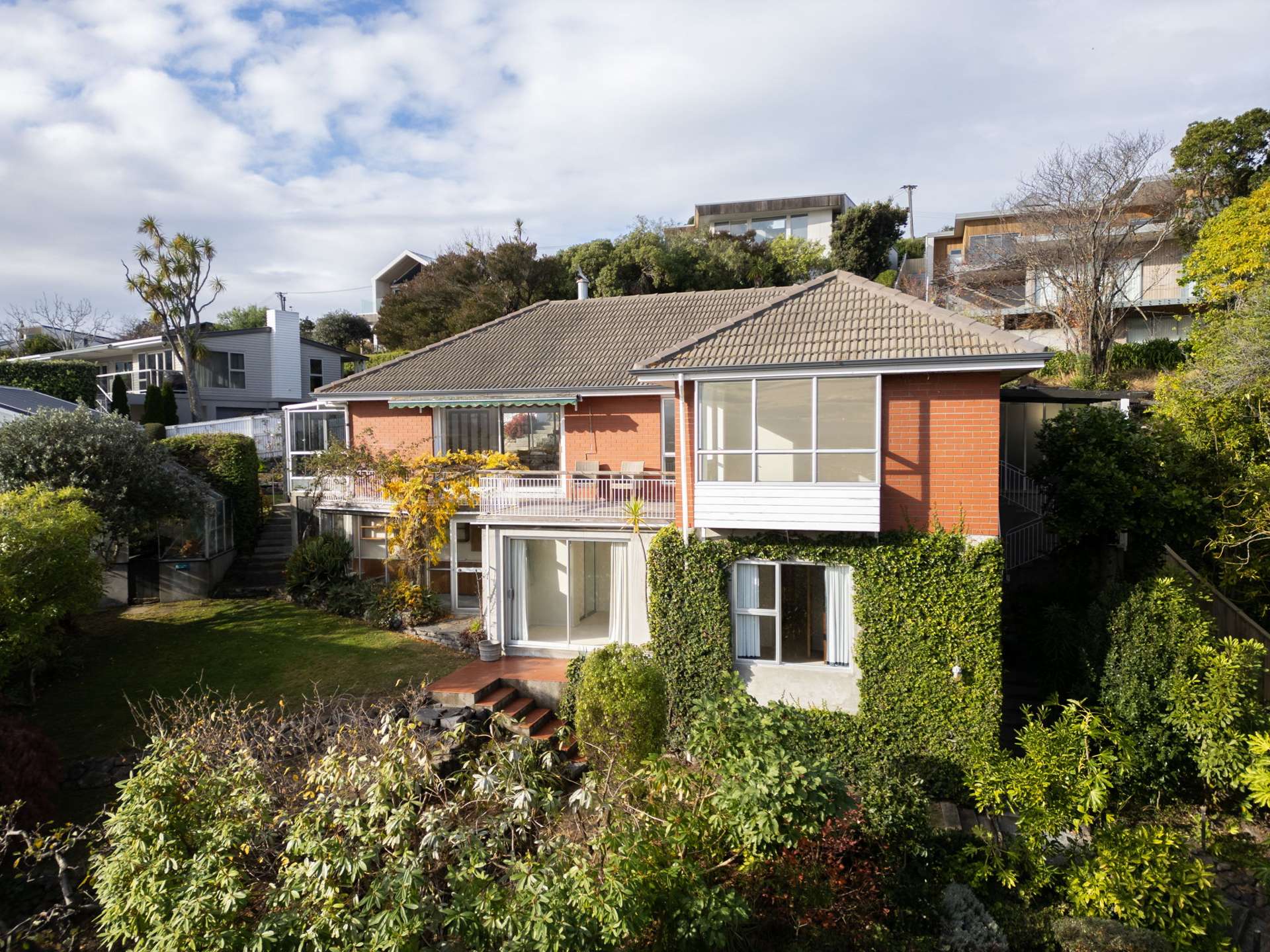 39 Te Awakura Terrace Mount Pleasant_0
