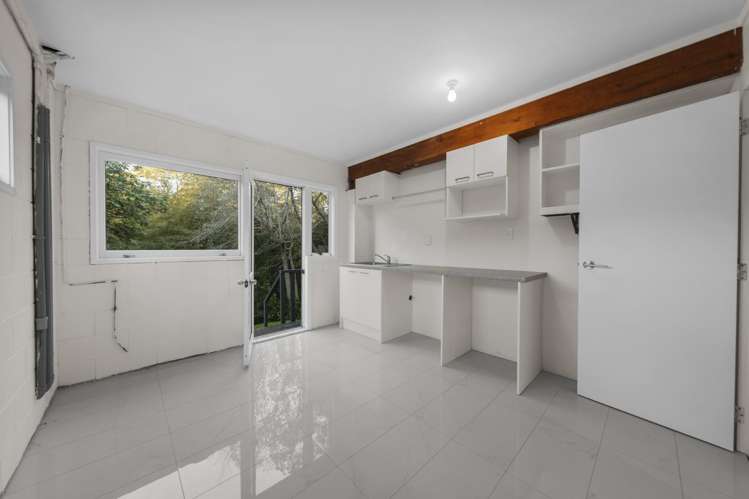 53 Cyclarama Crescent Massey_18