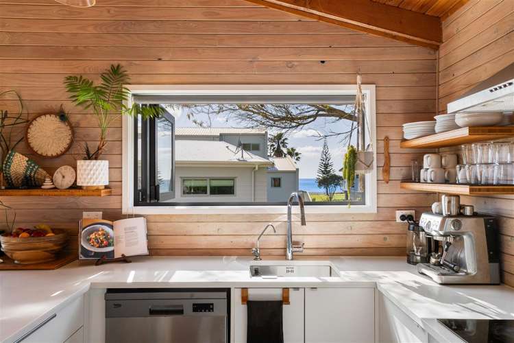 206 Onemana Drive Onemana_7