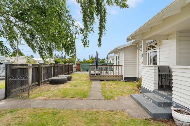 10 Jeans Street Masterton_23