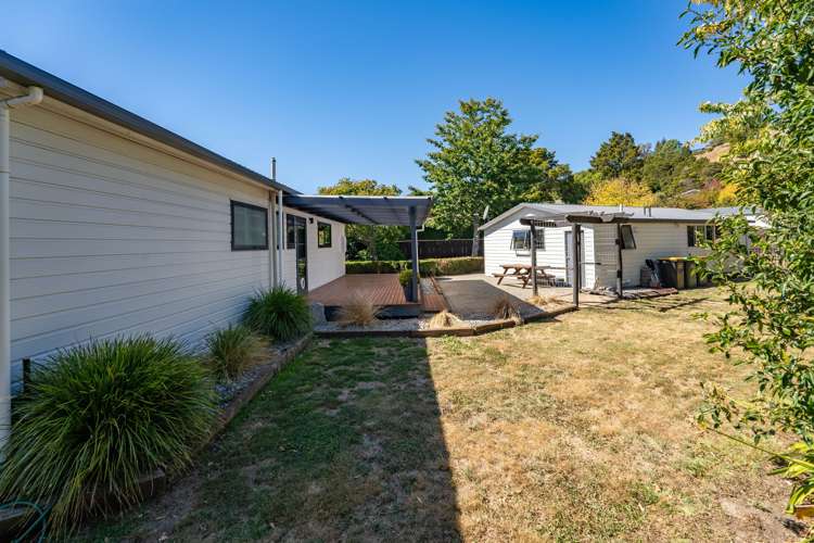 27 Eighty Eight Valley Road Wakefield_24