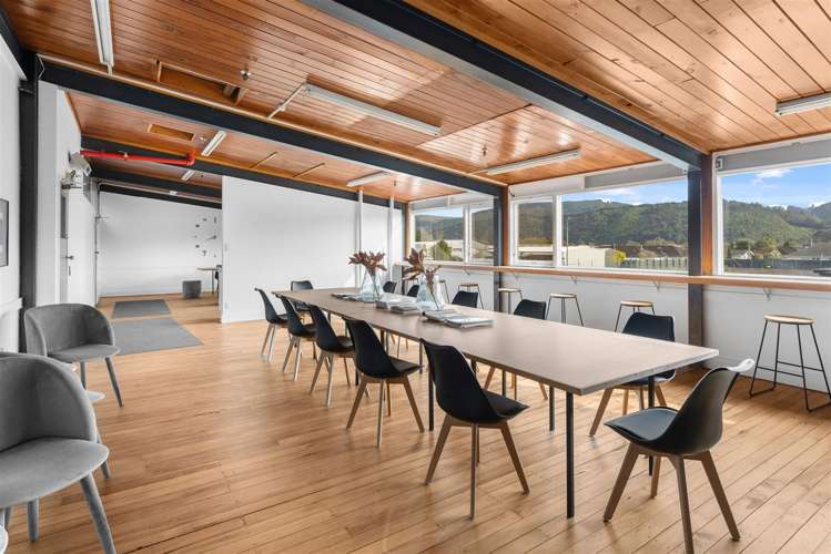 9-15 Refreshment Place Trentham_4