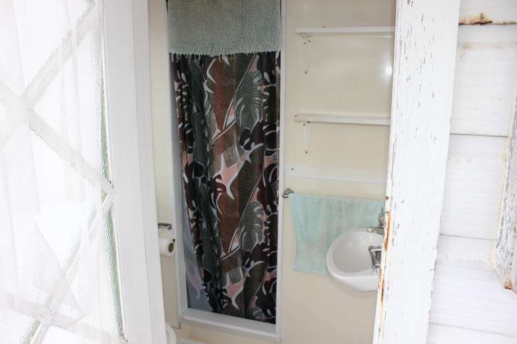 104 Ngaio Drive Matarangi_15