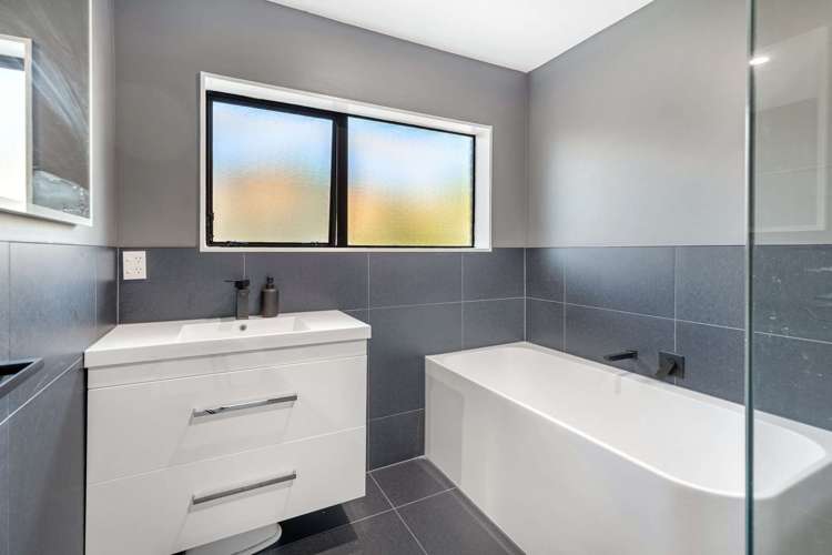 7 Easton Way Levin_21