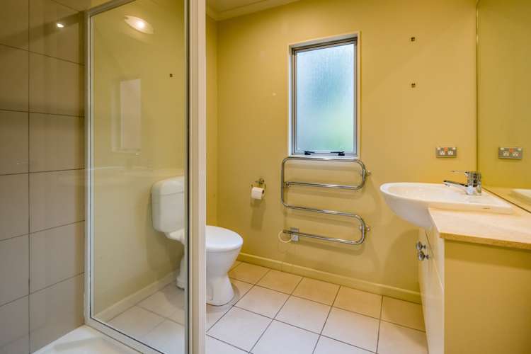 53/305 Evans Bay Parade Hataitai_18