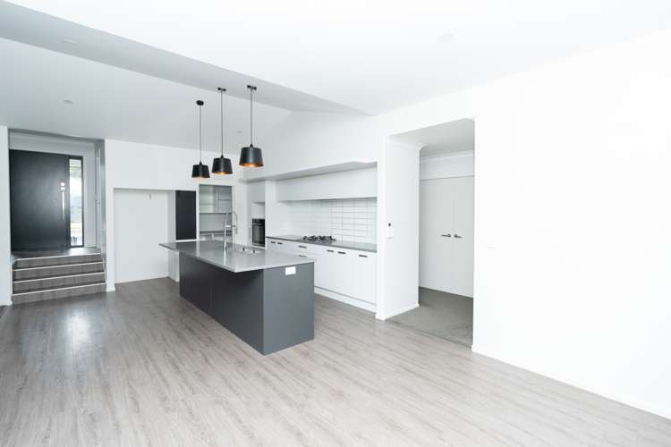 15 Tari Road Pukeatua_16