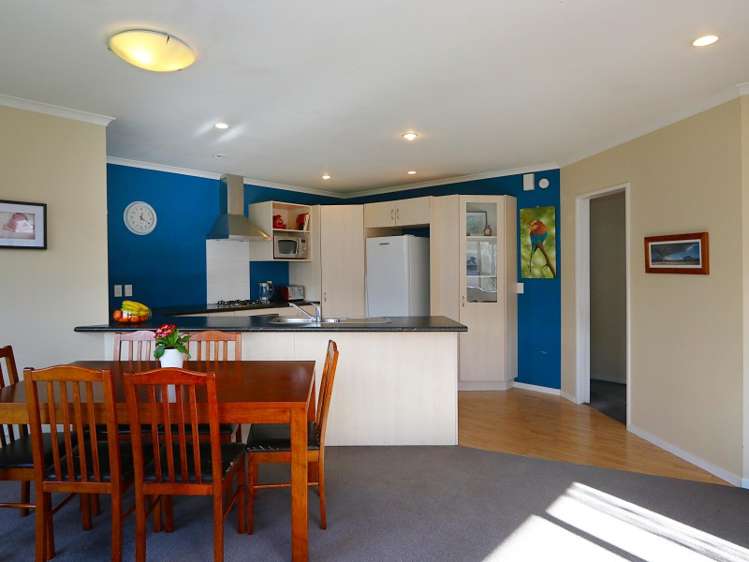 19 Woodland Grove Wainuiomata_5