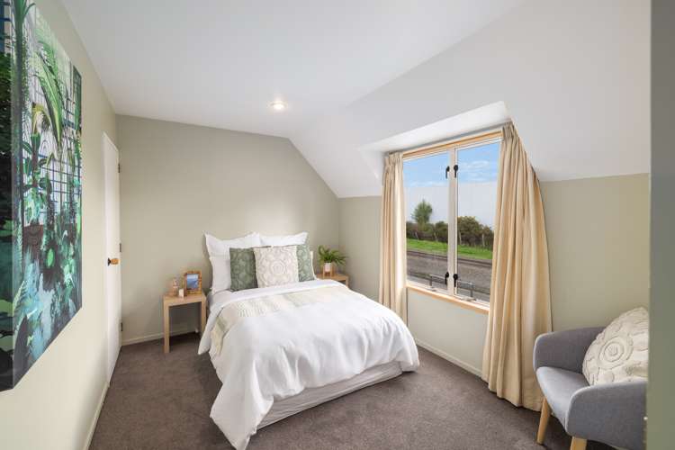 1b Phoenix Lane Northcote_14