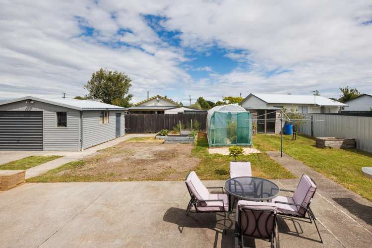 8 Harding Place Feilding_16