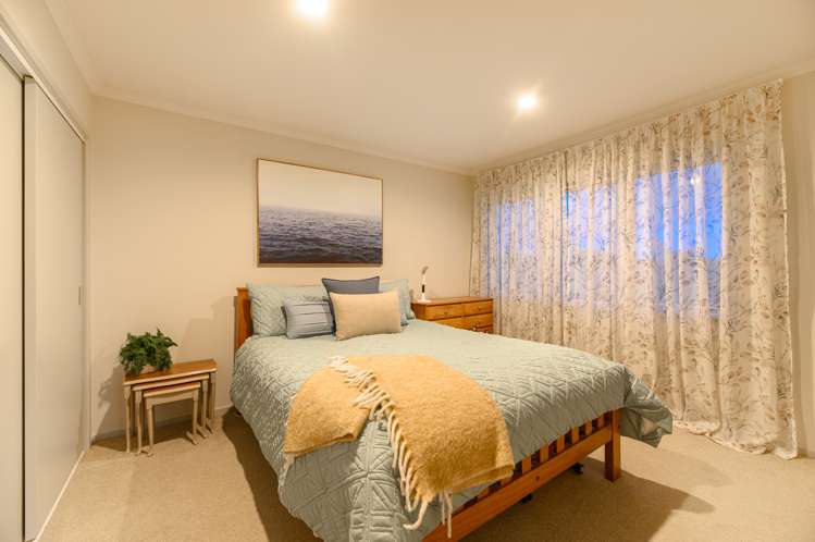 39 Whakawhiti Loop Avondale_10