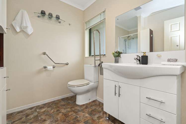 10 John Webb Drive Glenview_19