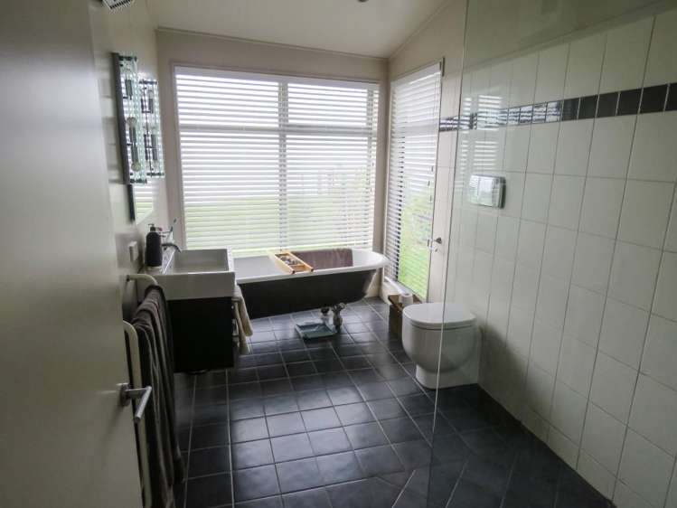 26 Seaforth Street Karitane_10