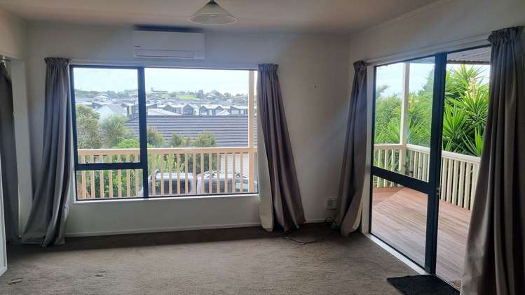 18 Tawhana Crescent Red Beach_3