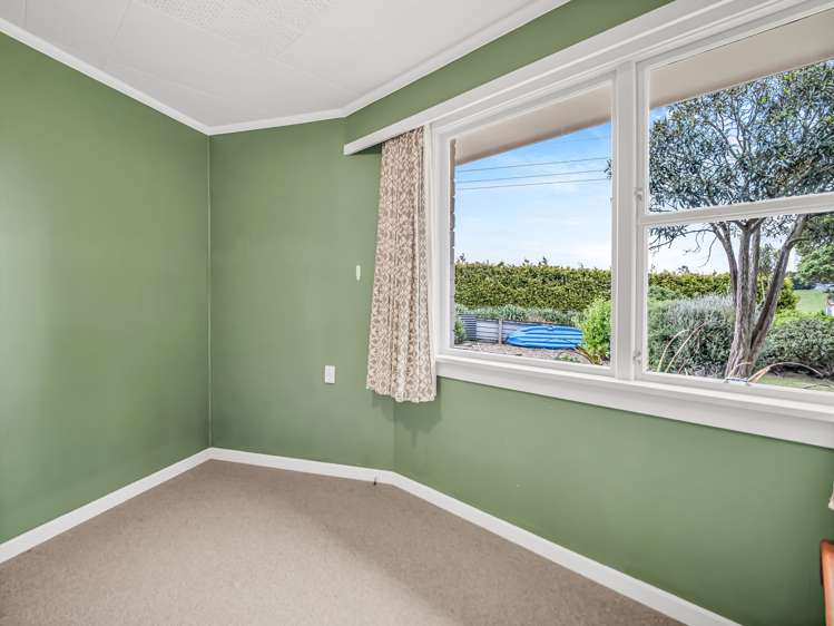 23 Royal Terrace Owaka_15