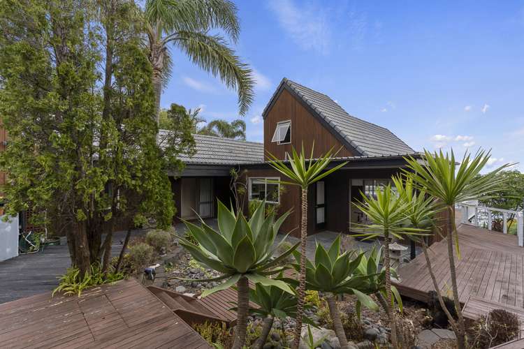 61 Takutai Avenue Half Moon Bay_15