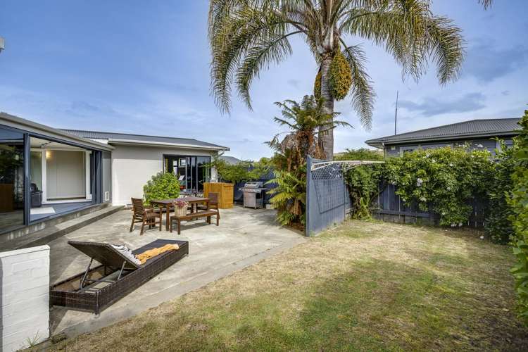 13 Howard Road Taradale_20