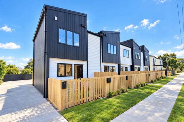 Under $600k - Be Quick! Few Homes Left!