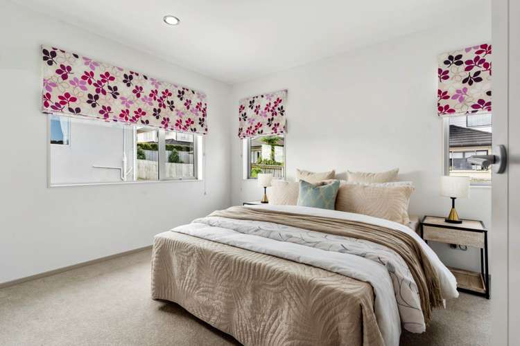 16 Oak Bark Drive Schnapper Rock_15