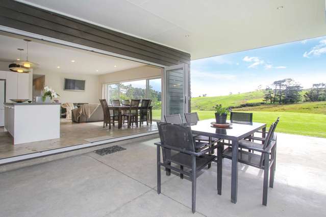 1513a East Coast Road Redvale_4