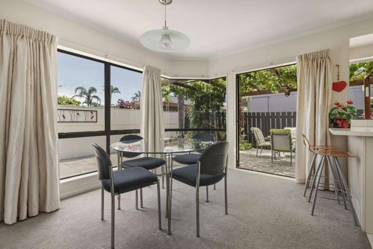 16 Pacific View Road Papamoa_12