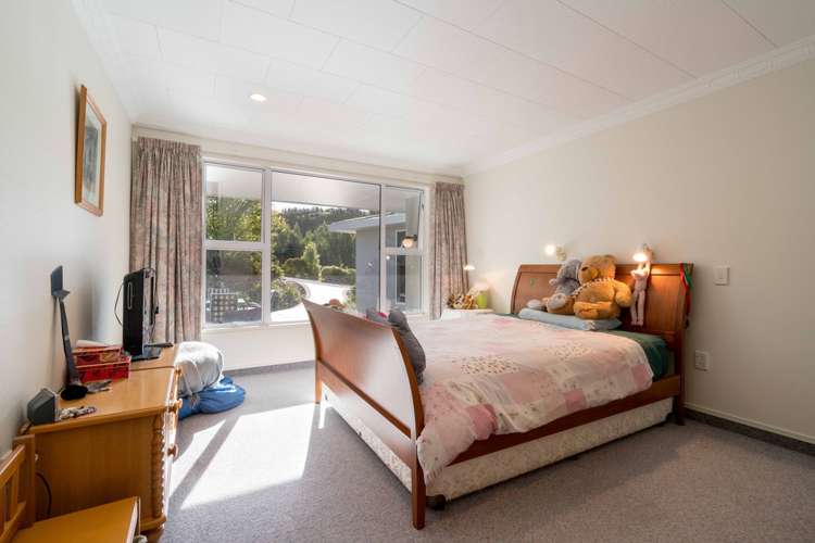 12 Freyberg Road Fairfield_10