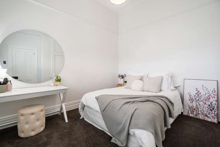 6 Shoal Bay Road Devonport_18