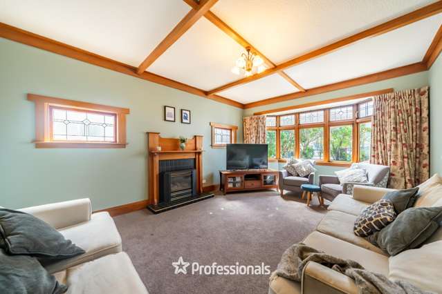 143 Whites Line East Waiwhetu_1