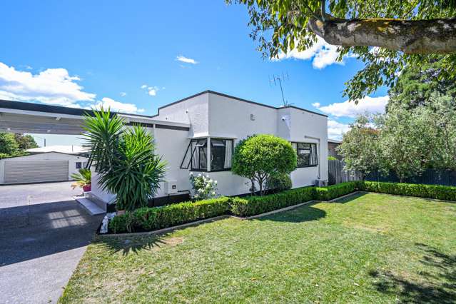 Spacious family gem with extra studios