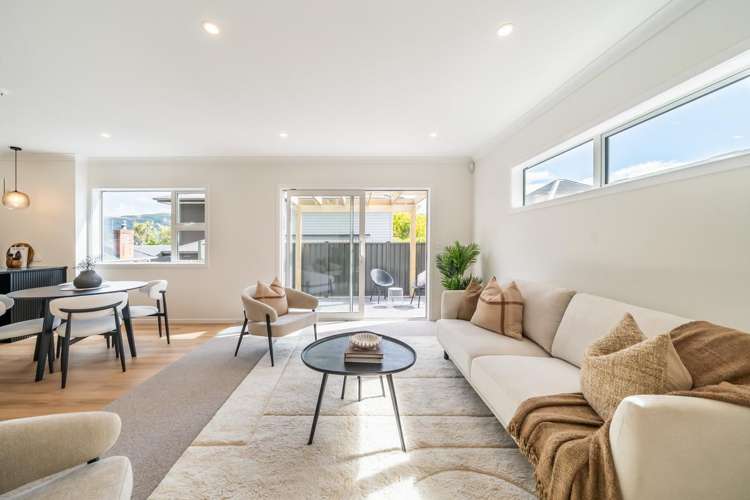 70d Heretaunga Square Silverstream_5