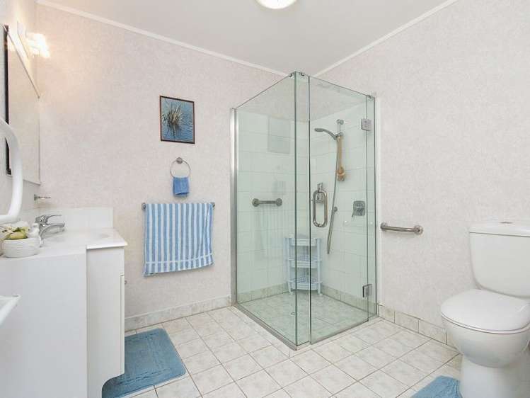 30/151 Kitchener Road Pukekohe_7