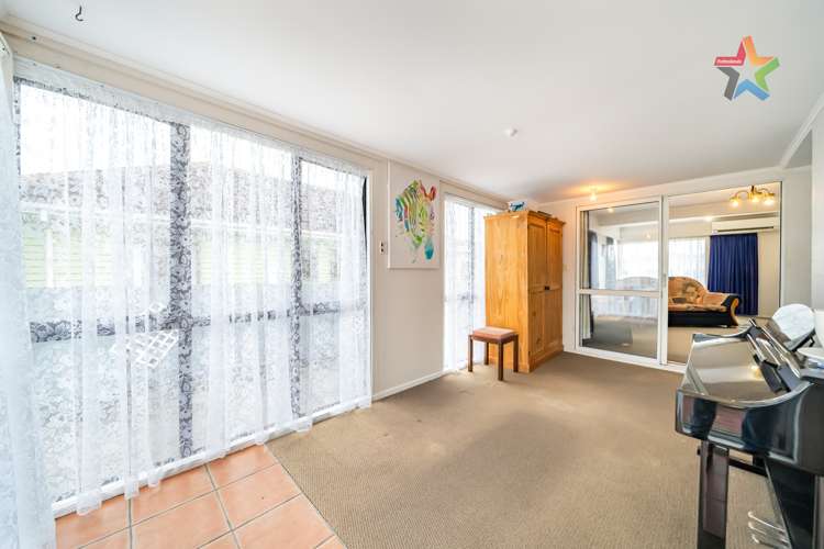 52 Russell Road Wainuiomata_10
