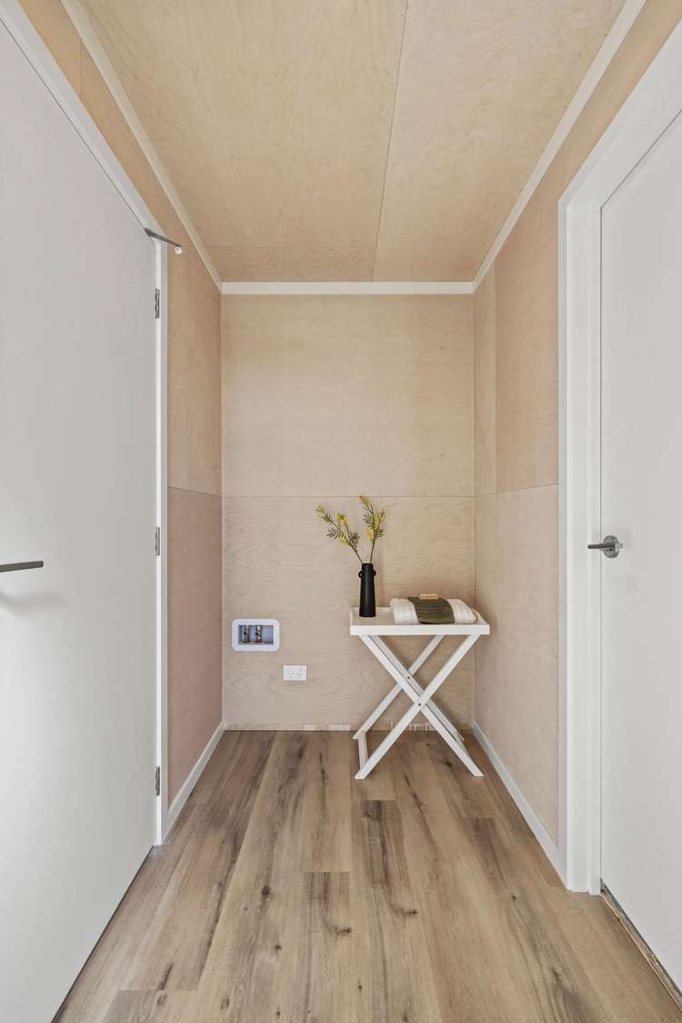 1/61 Mackworth Street Woolston_14