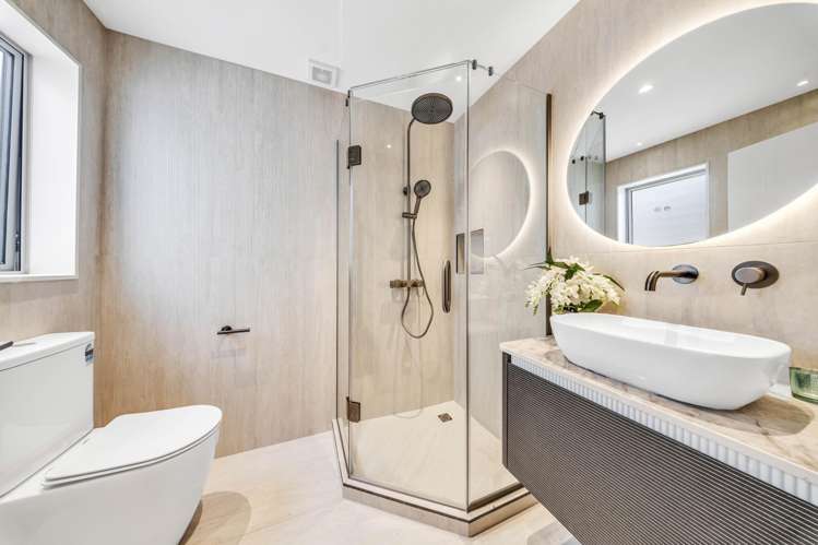 18B Sea Spray Drive Bucklands Beach_15