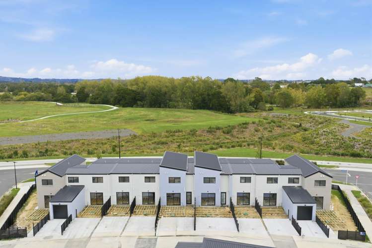Unit 8/83 Otuwairoa Esplanade Papakura_23