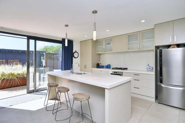 102 Hills Road Edgeware_4