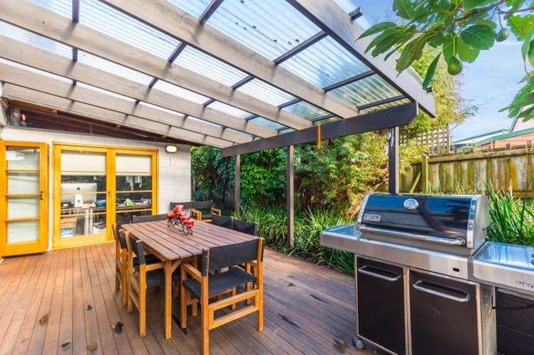 16 Sorrel Crescent Bucklands Beach_9