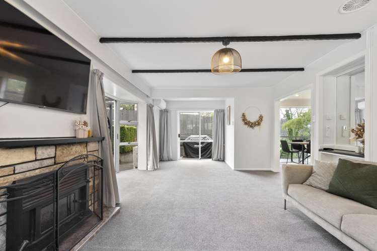 10 Whitby Place Westown_8