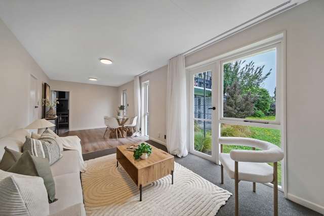 Prime Riccarton Location | Zoned for CBHS & CGHS!