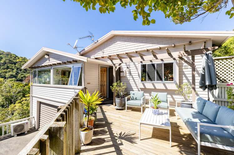 1 Mayroyd Terrace_0