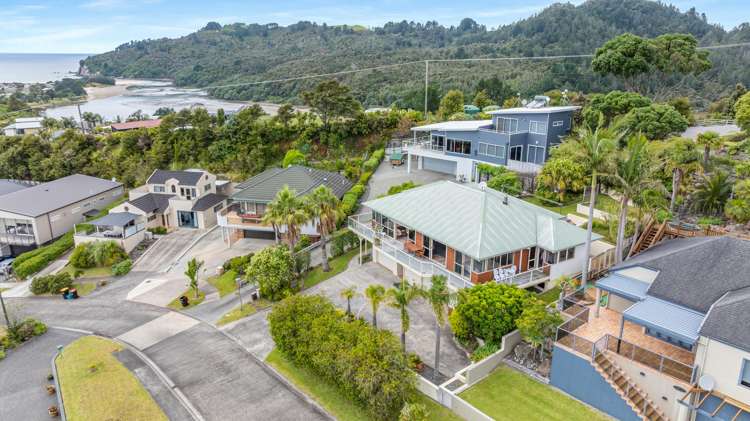 121 Pacific View Drive Whangamatā_30