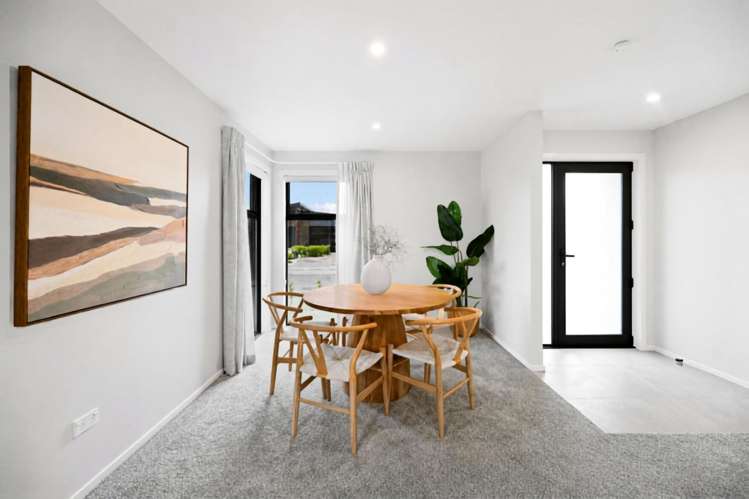 13 Ogilvie Avenue Chartwell_2