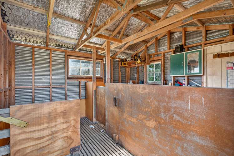 53 Tararua Drive Upper Plain_15