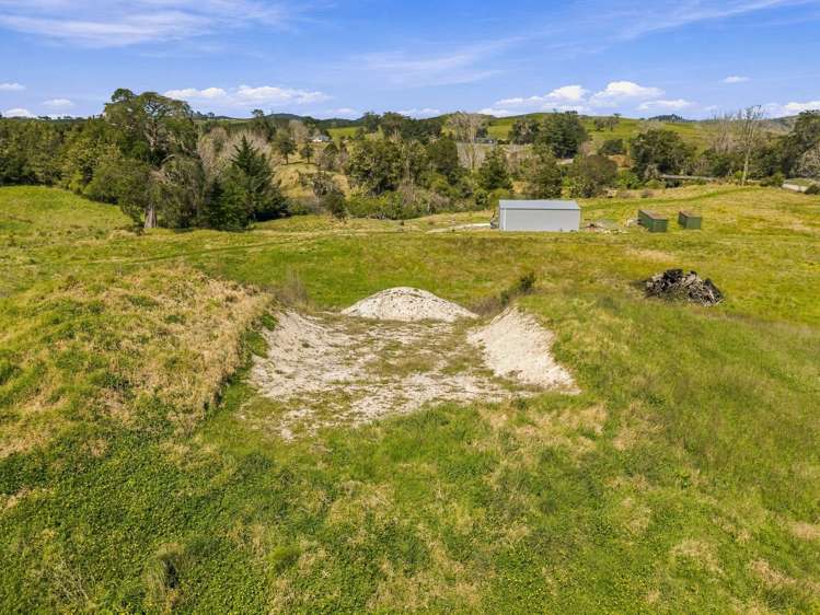 42 Ford Road Paparoa_10