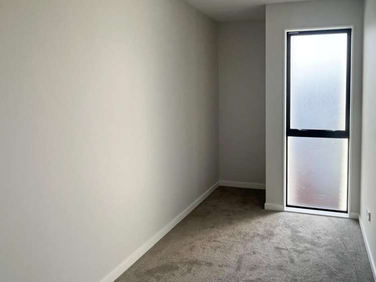 4/16 Short Street Waltham_7