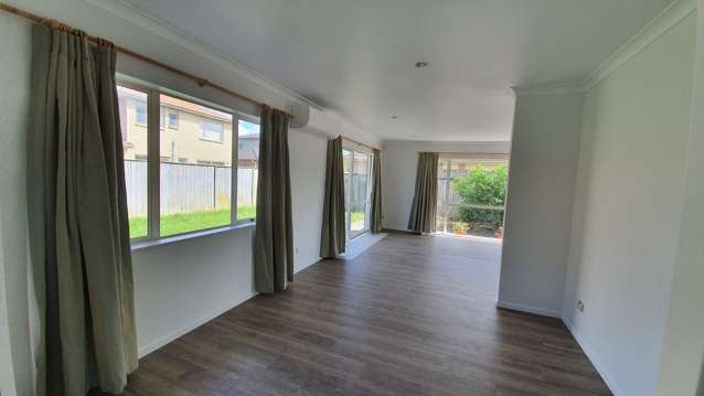 14 Kalmore Place Flat Bush_2