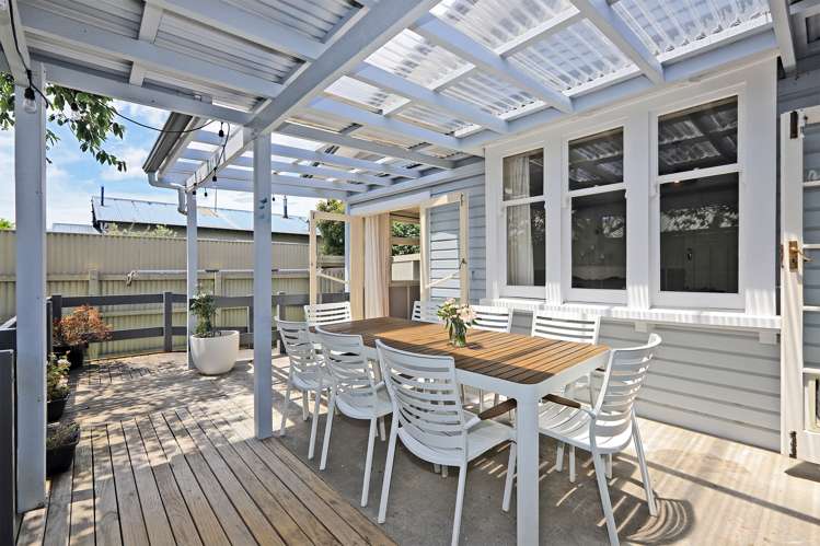 605 Willowpark Road South Akina_12