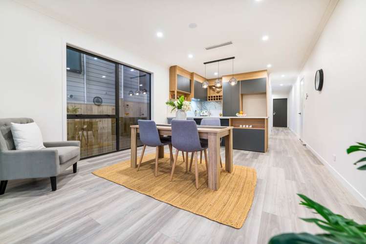 25 Christella Street Flat Bush_26