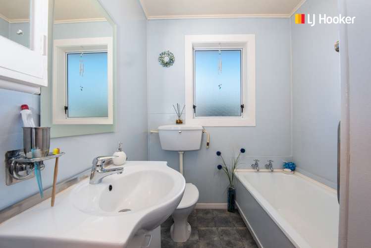 7 Hall Street Mosgiel_11